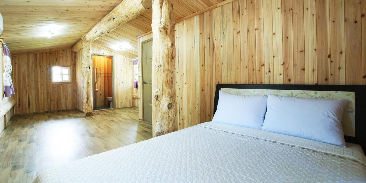 Jeju Joa Log Pension ซอกวีโพ ภายนอก รูปภาพ